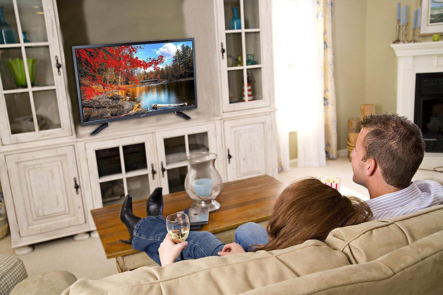 Supersonic 19" 12 Volt AC/DC Widescreen LED HDTV with USB and HDMI (SC-1911)