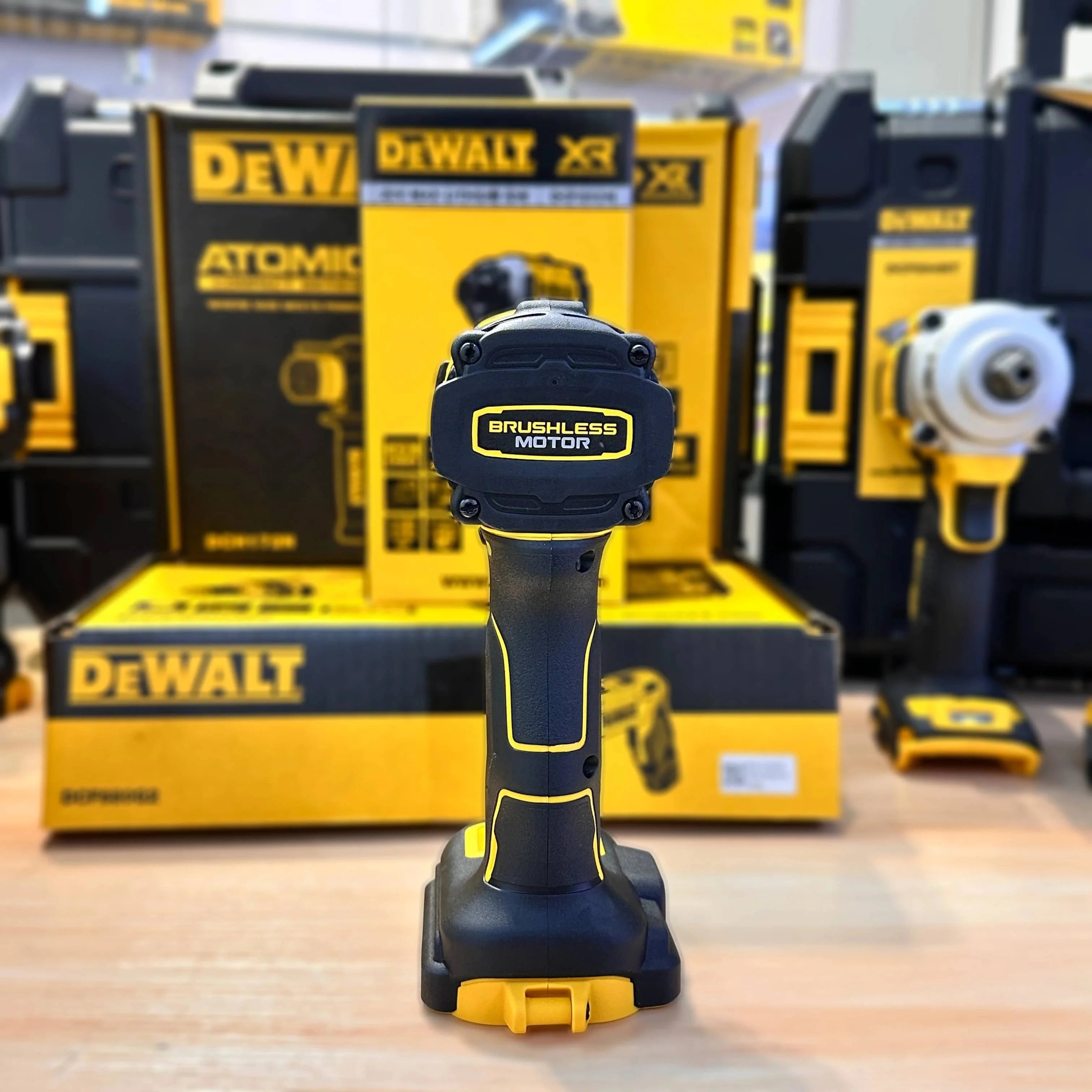 DEWALT Cordless Impact Driver DCF850 Brushless Portable Large Torque Drilling Holes For Screws Electric Impact Wrench
